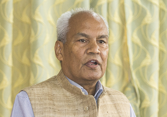 लोकमान बचाउन लागी परे कांग्रेस नेता: खड्का…