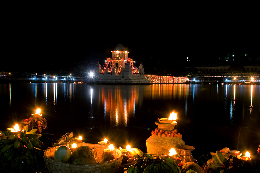 छठपर्वको व्रत विधि सुरु, आज ‘नहाय-खाय’