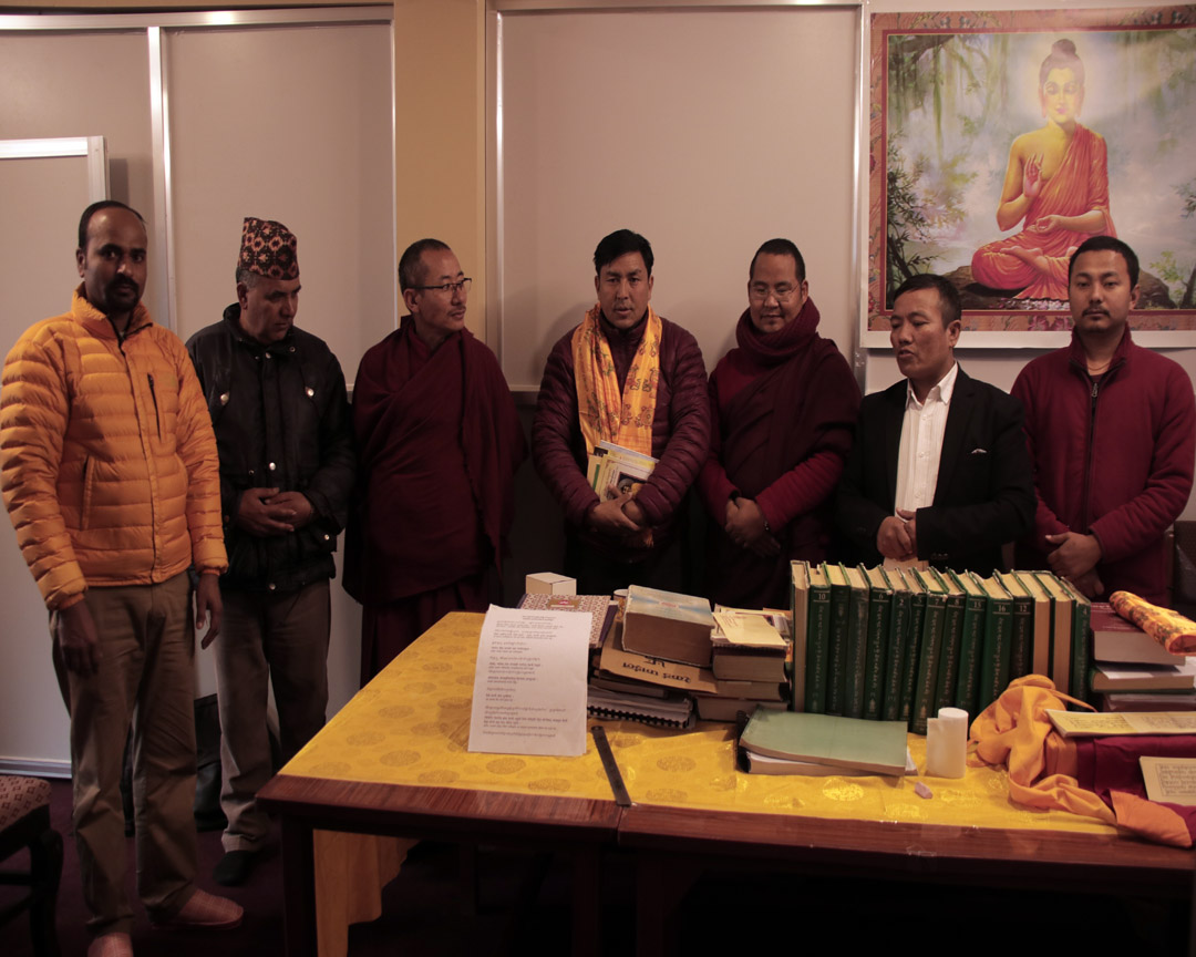 बौद्ध ग्रन्थ यसरी अनुवाद गर्दैछ बुद्धवचन अनुवाद समितिले