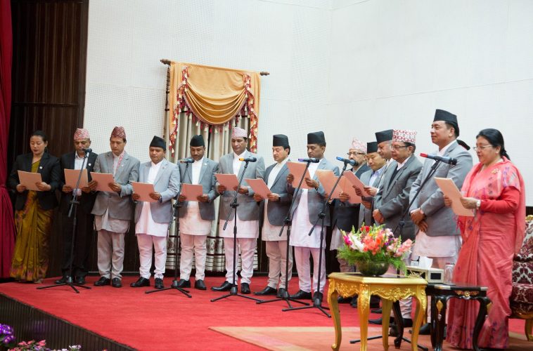 मन्त्रीलाई मनखुसी, डाडु पुन्यू आफ्नै हातमा