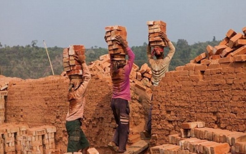 भकुण्डेबेँसीका इँटा उद्योग हटाउने सम्झौता