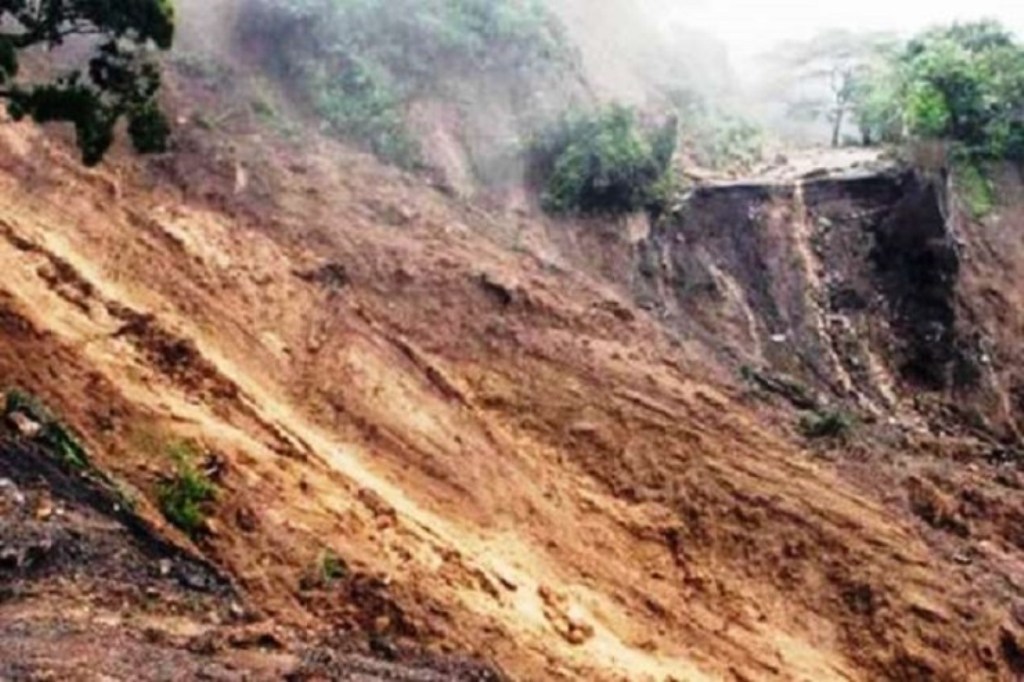 कर्णाली प्रदेश : बाढी पहिरोमा परी ३३ जनाको मृत्यु, ४ सयभन्दा बढी घरपरिवार विस्थापित