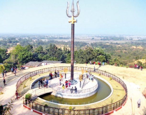 विश्वकै ठूलो त्रिशूल भएको स्थानमा महायज्ञ