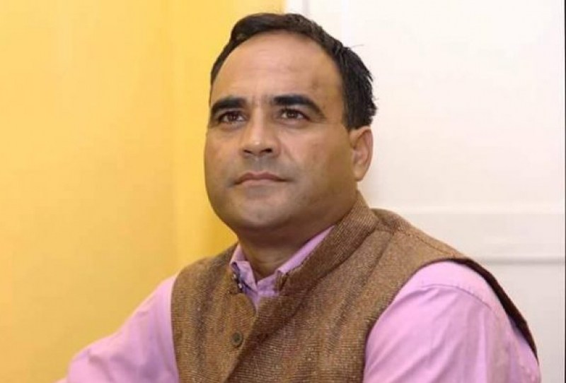 महाधिवेशन गराउन नसकेपछि नेविसंघ अध्यक्ष नैनसिंह महरे‍ले दिए राजीनामा