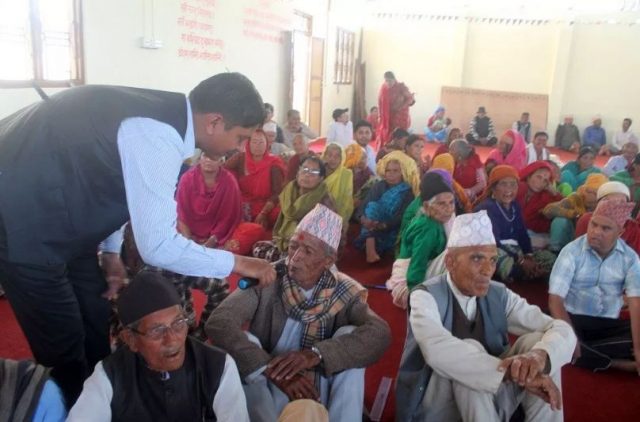 वृद्धवृद्धाको अनुभव सुन्दै उपमहानगरपालिका