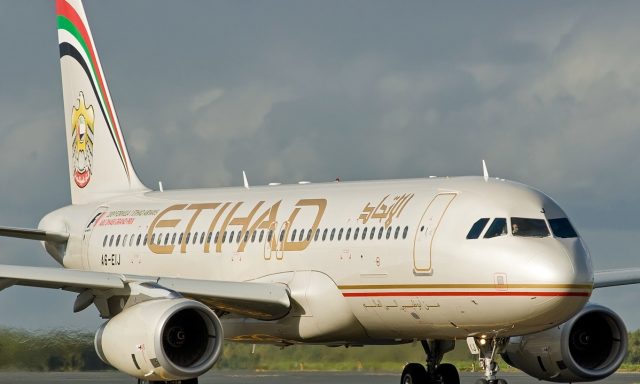 काठमाण्डौ आइरहेको विमान दुर्घटना हुनबाट केही सेकेण्डले मात्र जोगियो