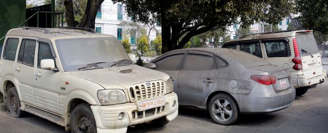 सिंहदरबारमा बिग्रिएर थन्किएका १५१ गाडी मर्मत पछि प्रयोगमा