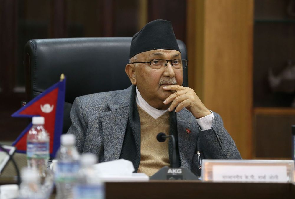 कसले बनायो प्रधानमन्त्री ओलीलाई आश्चर्यचकित !