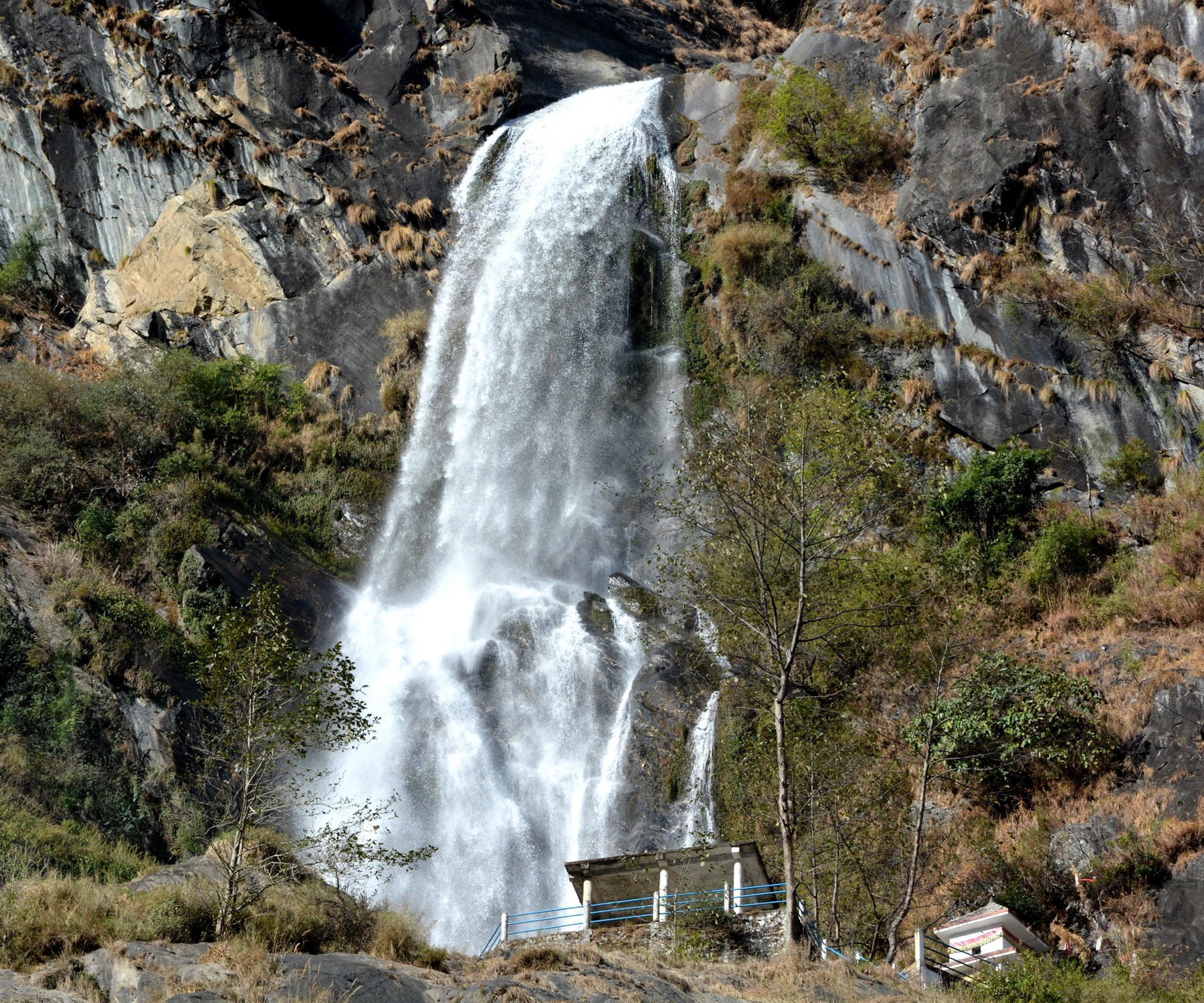 रुप्सेमा रमाउनेको भीड