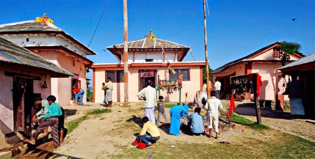 प्रकृति, संस्कृति र धार्मिकताको आकर्षण स्वर्गद्वारी