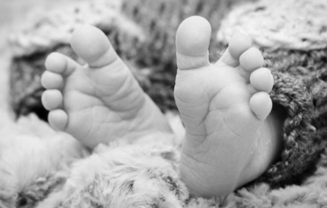 हावाहुरीमा परेर कावासोतीमा एक बालिकाको मृत्यु, ८० घरमा क्षति