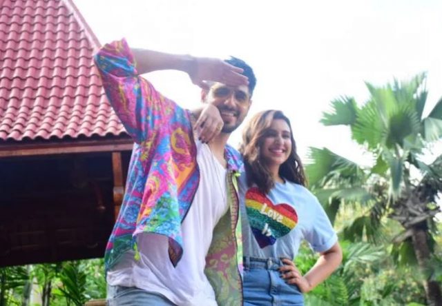 सिद्धार्थ मल्होत्रा र परिणिती चोपडाले देसी अन्दाजमा गरे फिल्मको प्रमोसन