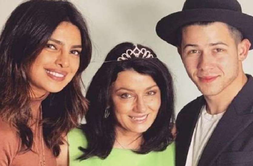 ’सासुको जन्मदिनमा प्रियंका चोपडाको खास उपहार, लेखिन इमोशनल पोष्ट