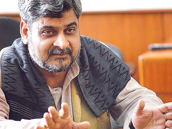 हृदयश त्रिपाठीको प्रश्नः गलत नागरिकता दिनेलाई कारवाही किन भएन?