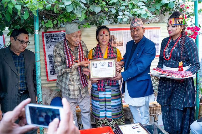 वाङमय शताब्दी पुरुष संस्कृतिविद् सत्यमोहन जोशी सम्मानित