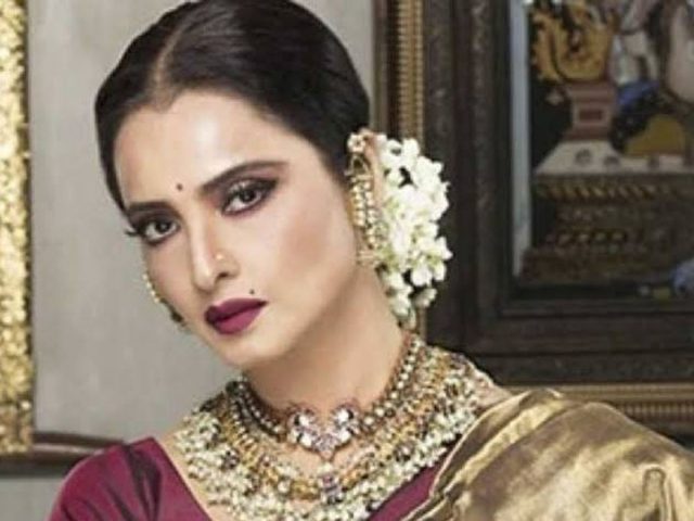 ६५ वर्षको उमेरमा पनि सुन्दर रेखा, यस्तो छ सुन्दरताको राज….