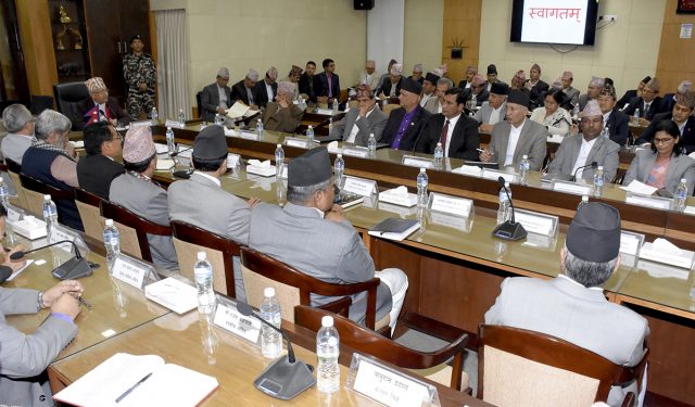 पुनर्गठित मन्त्रीमण्डललाई प्रधानमन्त्री ओलीको कडा चेतावनी