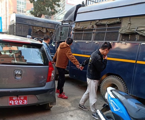 पक्राउ परेका चिनियाँलाई देश निकाला प्रक्रिया