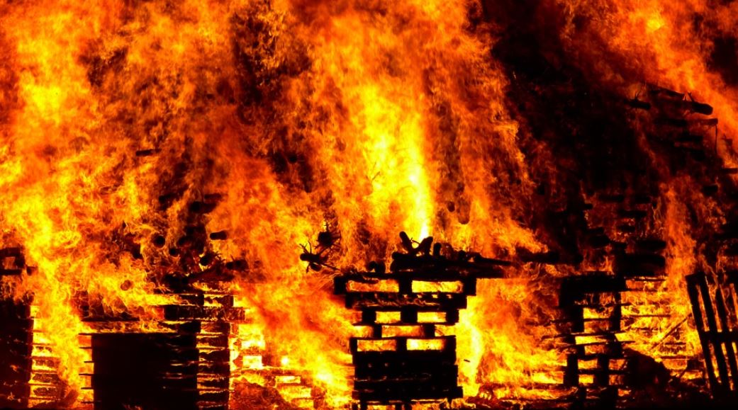 दुई वडा कार्यालयमा आगजनी