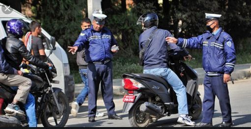 तीनमहिने ट्राफिक उज्यालो अभियान स् एक लाखलाई सचेतना