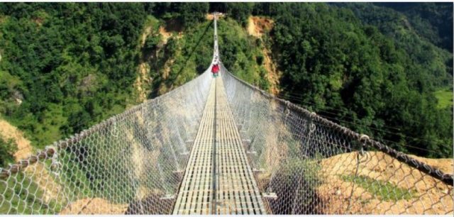 निर्माणको अन्तिम चरणमा एशियाकै लामो झोलुङ्गे पुल