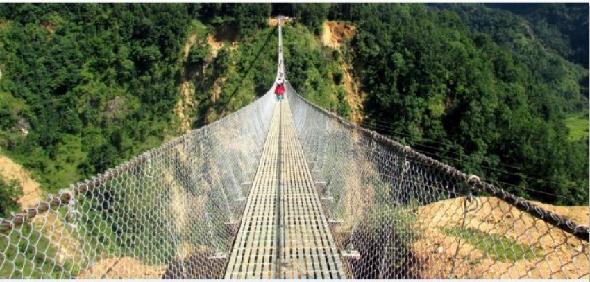निर्माणको अन्तिम चरणमा एशियाकै लामो झोलुङ्गे पुल