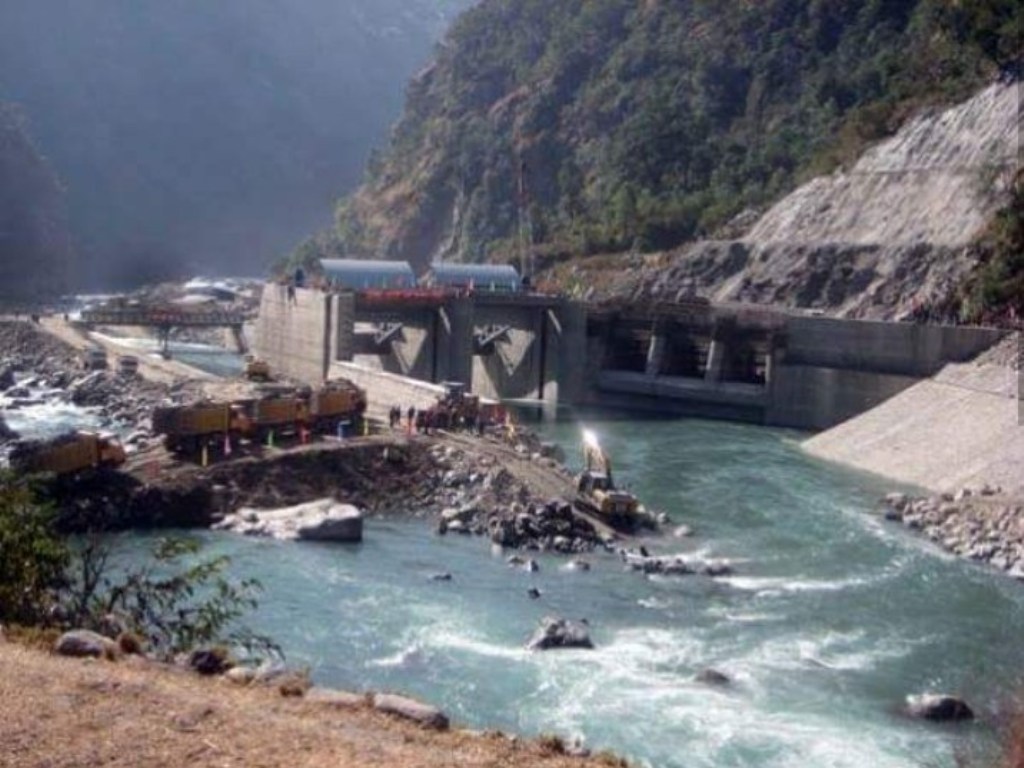 अरुण तेस्रोमा जुट्यो एक खर्ब, दुई नेपालीसहित पाँच भारतीय बैंकको लगानी