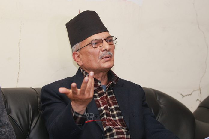 रमझम गरेर र सडकमा नाचेर पर्यटक आउँदैनन्’ : डा. भट्टराई