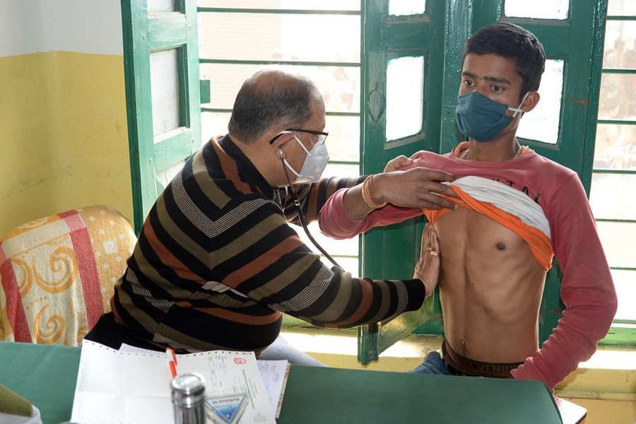 भारतमा दुई दर्जनभन्दा बढीमा कोरोना भेटिएपछि वीरगन्जमा सजगता