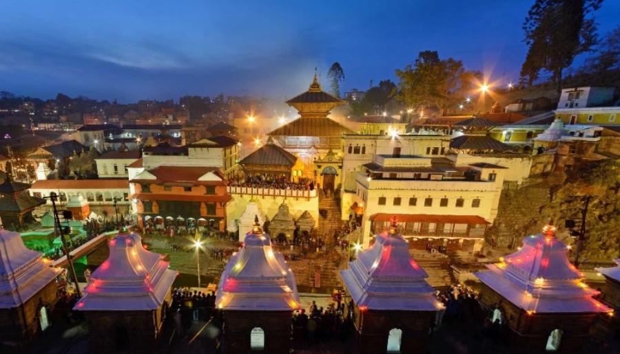 पशुपतिका चार शिवलिङ्ग व्यक्तिका घर भित्र