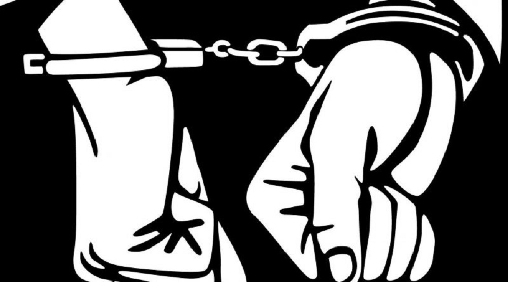 अर्काको नाममा ट्रायल दिने दुई पक्राउ