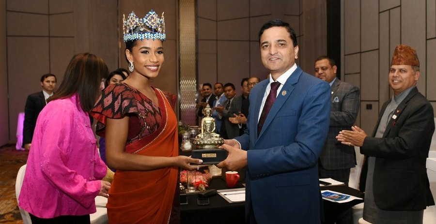 ढिडो खाएर विश्व सुन्दरी दंग