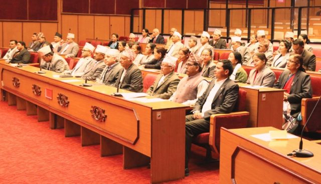 काेराेना त्रास : सांसदको तापक्रम परीक्षण