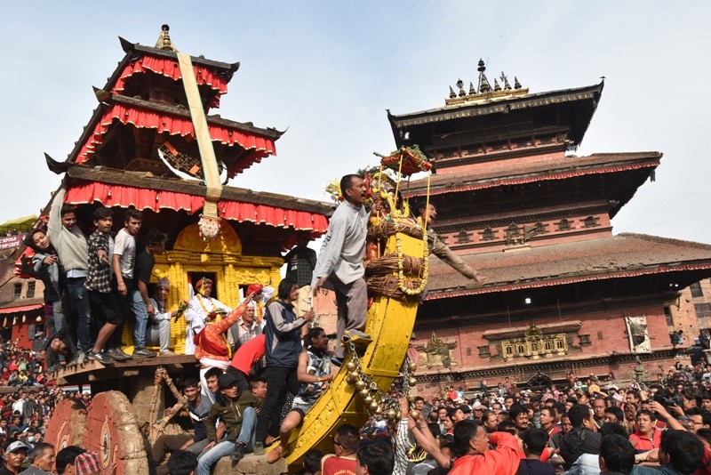 कोरोना असरः विश्वध्वजासहित तीनवटै लिङ्गो उठेन
