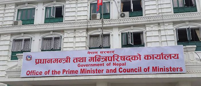 अत्यावश्यक वस्तु उत्पादन गर्ने उद्योग र आयोजना सञ्चालन गर्न दिइने