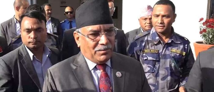 राष्ट्रपति भण्डारीसँग एक घण्टाको भेटवार्तापछि प्रचण्ड बालुवाटार फर्किए