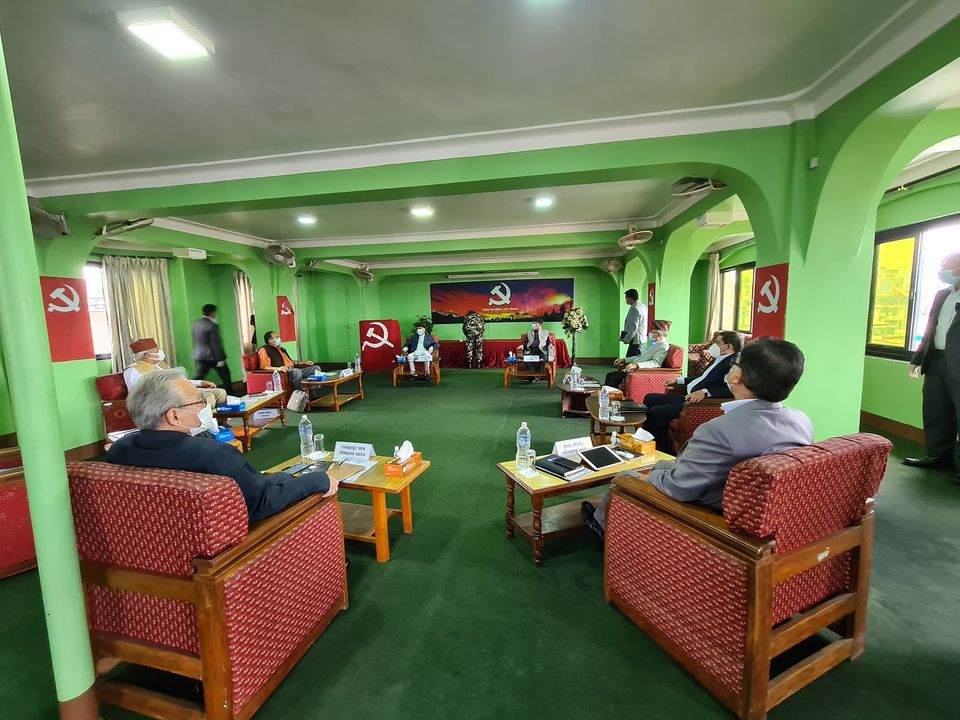नेकपा सचिवालय बैठक पेरिसडाँडामा