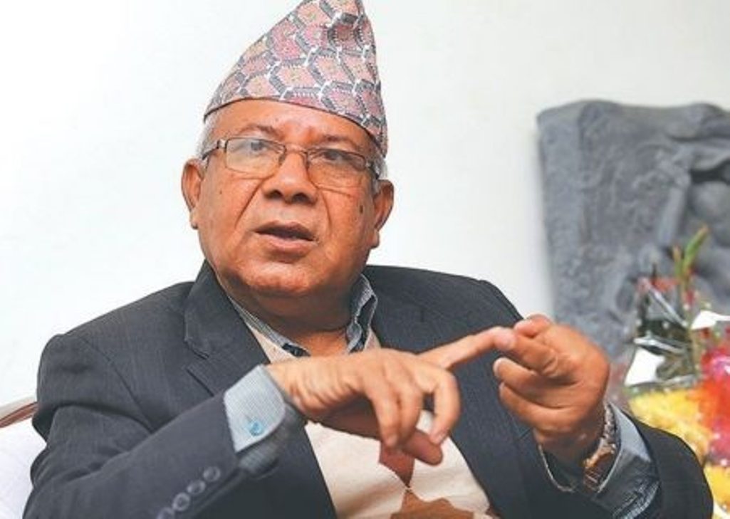 माधव नेपाल प्रदिप नेपालको घरमा, के के कुरा भयो ?