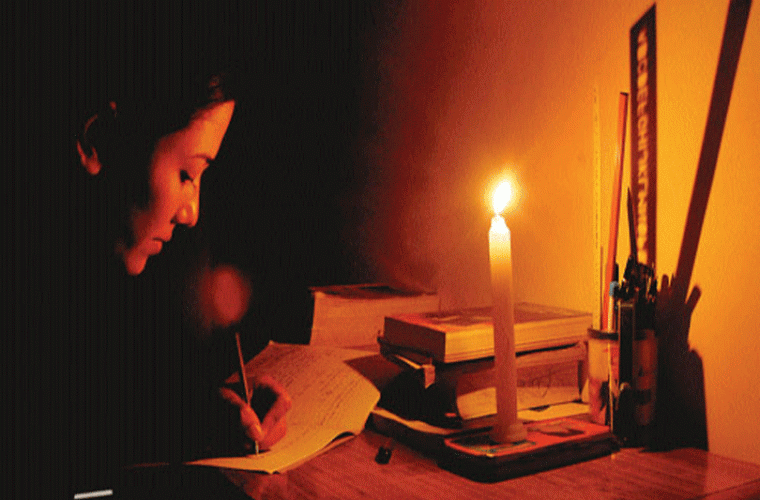 विद्युत् महसुल नबुझाउने ग्राहकको काटियो लाइन