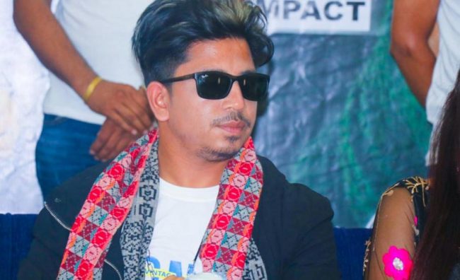 ‘पिर’ गीतबारे प्रकाश सपूतको प्रस्टीकरण- ‘मैले गलत गरेको हो कि ? तपाईहरूले गलत बुझ्नु भएको हो ? समीक्षा गरिरहेको छु’