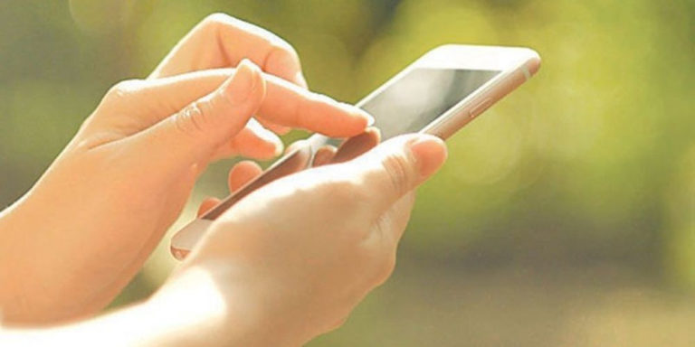 ३ महिनामा  ८ अर्ब ५३ करोड बराबरको मोबाइलफोन आयात