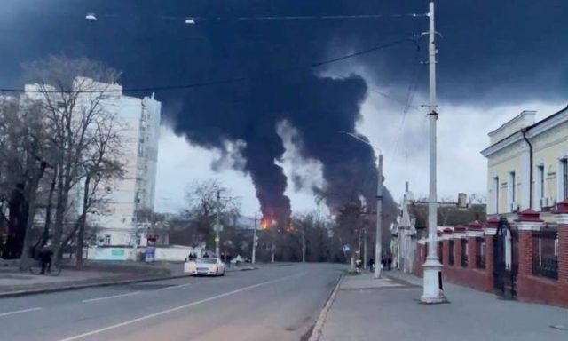 रुसद्वारा युक्रेनको ओडेसामा भयानक आक्रमण, पेट्रोलियम प्रशोधन केन्द्र ध्वस्त