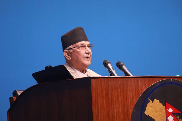 परराष्ट्र नीतिलाई असन्तुलित र सत्ता स्वार्थमा संकुचित गरिएकाे ओली आराेप