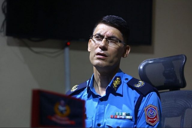 बिदा थप नभएपछि समस्यामा एआईजी पोखरेल