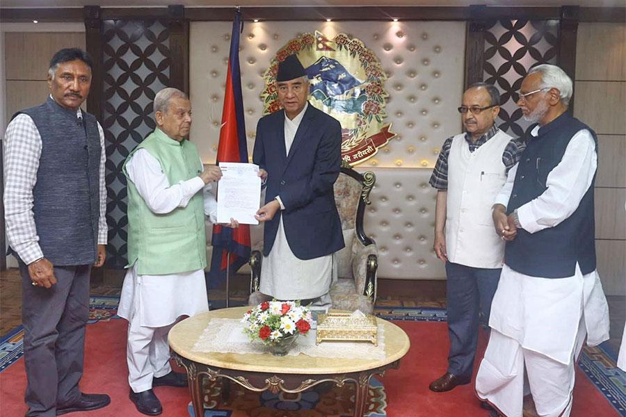 लोसपालाई सरकारमा ल्याउन मन्त्रालय फुटाउन प्रधानमन्त्री तयार