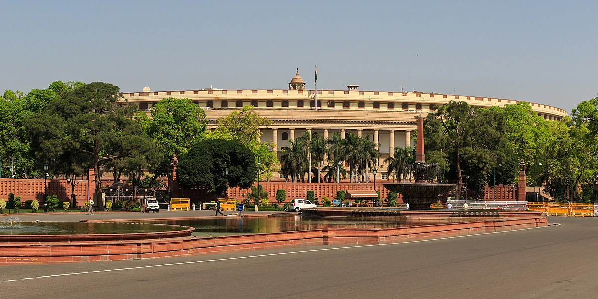 भारतमा राज्य सभाका विपक्षी दलका१९ सांसद निलम्बित