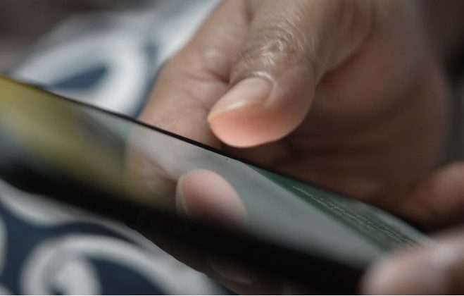 मोबाइल एप: व्यक्तिगत विवरणमा एपको पहुँच हुँदा के जोखिम हुन सक्छ, सुरक्षित कसरी हुने?