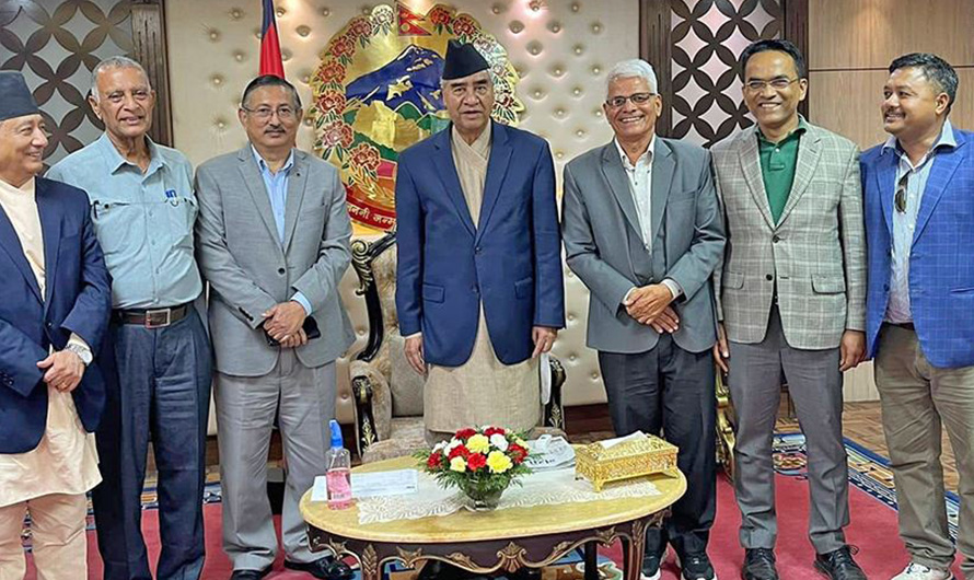 चितवन १ मा कांग्रेसका बागी उम्मेदवार बुर्लाकोटीको समर्थन विश्व पौडेललाई