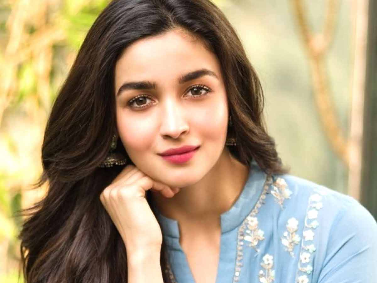 एक वर्ष ब्रेक लिँदै आलिया