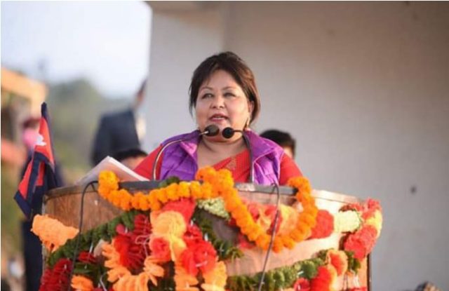 देउवा पत्नी राणाले मागिन हेलिकप्टर चढ्न सक्नेलाई भोट